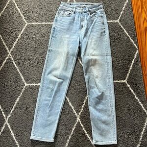 AEO Light Wash Mom Jeans